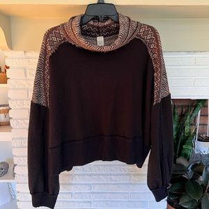 We the Free Large sweater